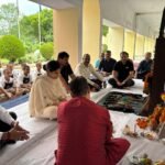 **English Translation:** Weapons and equipment worshipped with rituals in police line on Vishwakarma Day IMAGE CREDIT TO पुलिस