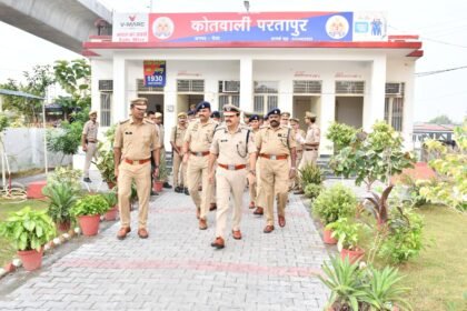 Weapons and equipment worshipped with rituals in police line on Vishwakarma Day IMAGE CREDIT TO पुलिस