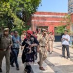 Woman arrives at public grievance hearing with complaint; officials direct issuance of an Antyodaya card, pension application and Ayushman card on the spot IMAGE CREDIT TO सूचना विभाग