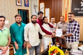 Demand to Curb Illegal Drug Trade in Haridwar, Memorandum Submitted to SSP — IMAGE CREDIT TO पुलिस