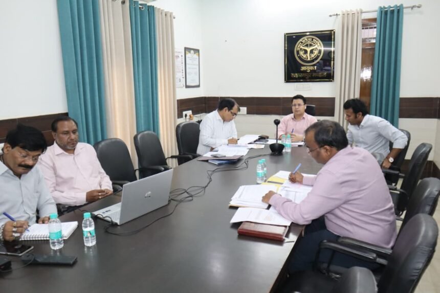 Divisional Commissioner takes strict action on IGRS complaints; orders accountability to be fixed in case of default — IMAGE CREDIT TO सूचना विभाग