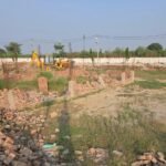 GDA Bulldozer Action Against an Illegal Colony Spread Over 17,000 Square Metres, Causing Panic Among Developers IMAGE CREDIT TO प्राधिकरण