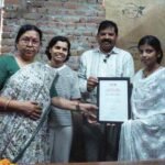 Daughter of a Waste-Picking Family Sets an Example by Donating Stem Cells, Becomes the State’s Ninth Stem Cell Donor IMAGE CREDIT TO रिपोर्टर
