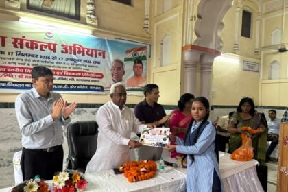 Students Showcase Creative Talent for ‘India of 25 Crore Children’s Dreams’ IMAGE CREDIT TO रिपोर्टर
