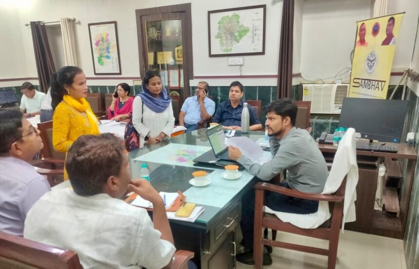 Five Grievances Raised During Public Hearing; Sewerage Complaint Resolved Immediately IMAGE CREDIT TO नगर निगम