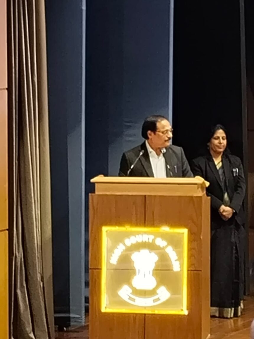 The message “There is no substitute for Mother, Motherland, and Mother Tongue” echoed at the Hindi Fortnight closing ceremony IMAGE CREDIT TO रिपोर्टर