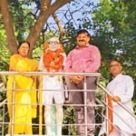 Tributes Paid to Great Leaders on Gandhi-Shastri Jayanti, Sanitation Workers Honoured IMAGE CREDIT TO रिपोर्टर