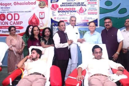 Massive Blood Donation Camp Held at ITS, More Than 200 Units of Blood Collected IMAGE CREDIT TO इंस्टीट्यूट