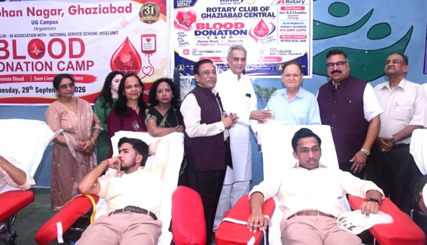 Massive Blood Donation Camp Held at ITS, More Than 200 Units of Blood Collected IMAGE CREDIT TO इंस्टीट्यूट