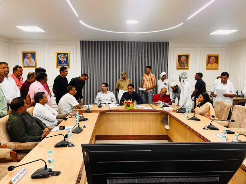207 Complaints Received on Sampoorna Samadhan Diwas, 21 Resolved on the Spot IMAGE CREDIT TO सूचना विभाग
