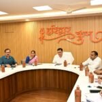 13,865 toilet seats and 8,065 urinals to be installed in the Kumbh area; instructions issued to finalize the integrated sanitation plan within a week IMAGE CREDIT TO रिपोर्टर