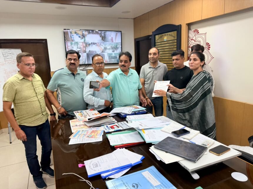 Demand for Expansion of Parking Facilities and Civic Amenities Ahead of Kumbh Mela 2027 Preparations IMAGE CREDIT TO सूचना विभाग