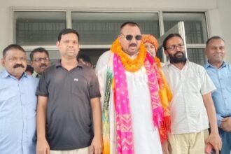Valmiki Community Gives a Warm Welcome to Sikandar Pawar on His Arrival in Nagina IMAGE CREDIT TO रिपोर्टर