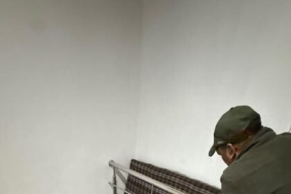 MDDA Cracks Down on Illegal Hotel Construction in Mussoorie, 12 Rooms and Basement Sealed IMAGE CREDIT TO प्राधिकरण