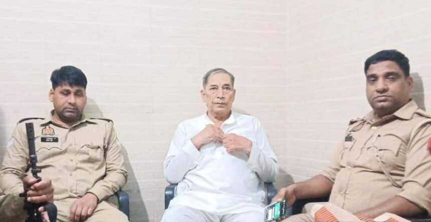 Congress Coordinator Om Prakash Sharma Placed Under House Arrest Ahead of Delhi March; Expresses Anger Over Police Action. IMAGE CREDIT TO रिपोर्टर