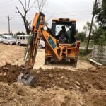 HPDA Takes Major Action: Bulldozers Deployed Against 3 Illegal Colonies. IMAGE CREDIT TO प्राधिकरण