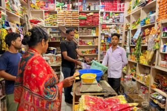 Food Safety Department Conducts Raids During Navratri; Three Samples of Buckwheat Flour and Black Salt Collected for Testing. IMAGE CREDIT TO सूचना विभाग