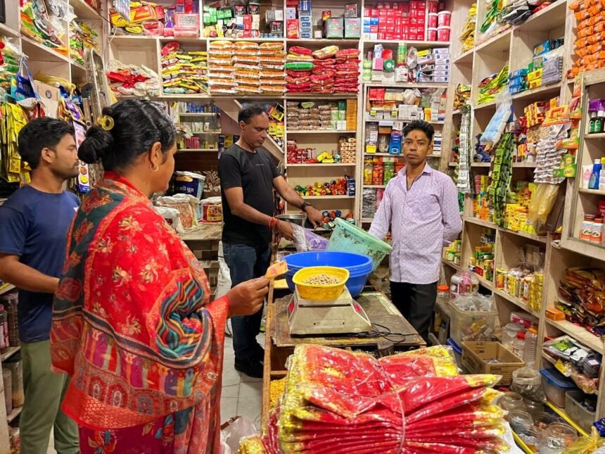 Food Safety Department Conducts Raids During Navratri; Three Samples of Buckwheat Flour and Black Salt Collected for Testing. IMAGE CREDIT TO सूचना विभाग