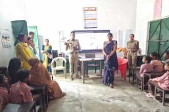 Emphasis on Women’s Safety and Rights Under Mission Shakti at Upper Primary School Hasanpur — IMAGE CREDIT TO रिपोर्टर