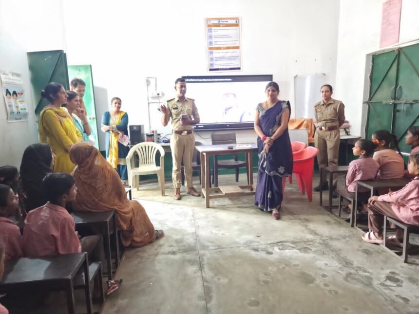 Emphasis on Women’s Safety and Rights Under Mission Shakti at Upper Primary School Hasanpur — IMAGE CREDIT TO रिपोर्टर