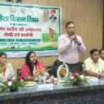 Women Farmers Honored in Muradnagar, 11 Beneficiaries Receive Agricultural Mechanization Certificates IMAGE CREDIT TO सूचना विभाग