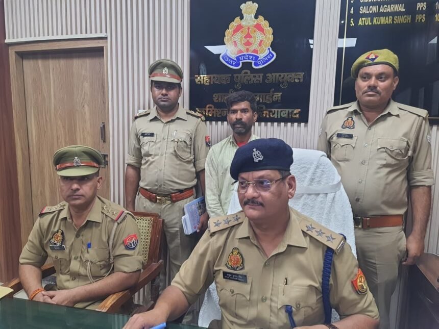 Tila Mod Police Solve Jewellery Theft at a House, One Accused Arrested IMAGE CREDIT TO पुलिस