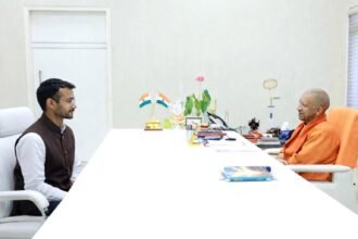 Tanuj Sengar Meets Chief Minister Yogi Adityanath, Demands Widening of Modinagar Road IMAGE CREDIT TO रिपोर्टर