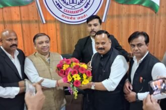 District Judge Satyendra Kumar Given a Farewell; Lawyers Praise His Working Style and Judicial Contributions IMAGE CREDIT TO रिपोर्टर