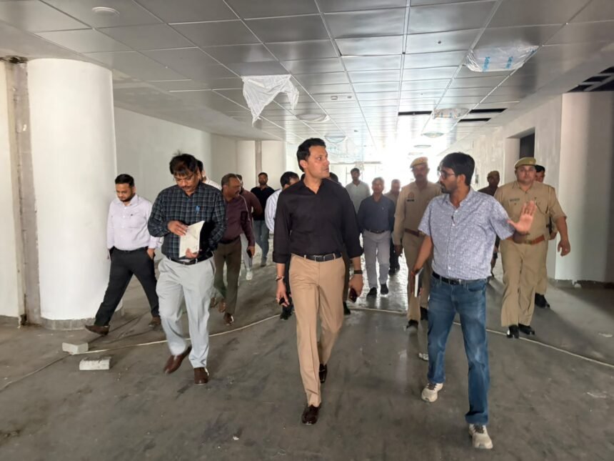 GDA VC Nand Kishore Kalal Takes Action in Madhuban-Bapudham: Expresses Anger Over Negligence in New Office Construction, Orders Strict Action Against Contractor. IMAGE CREDIT प्राधिकरण