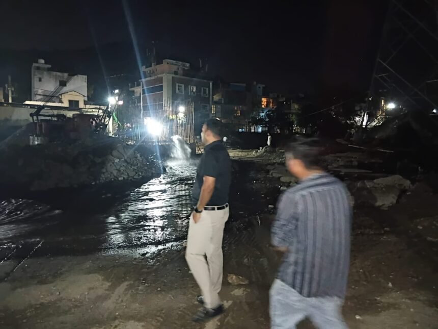 Preparations for Kumbh-2027 Gather Pace, Additional Mela Officer Inspects Construction Sites at Midnight. IMAGE CREDIT सूचना विभाग