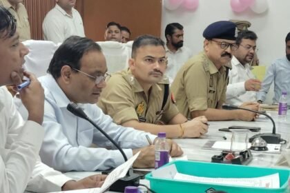 Negligence in Resolving Complaints Will Not Be Tolerated, DM Warns Officials. IMAGE CREDIT सूचना विभाग