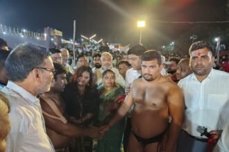 Grand Wrestling Event Held at Shri Durga Temple Fair; Thrilling Match Ends in a Draw. IMAGE CREDIT TO रिपोर्टर