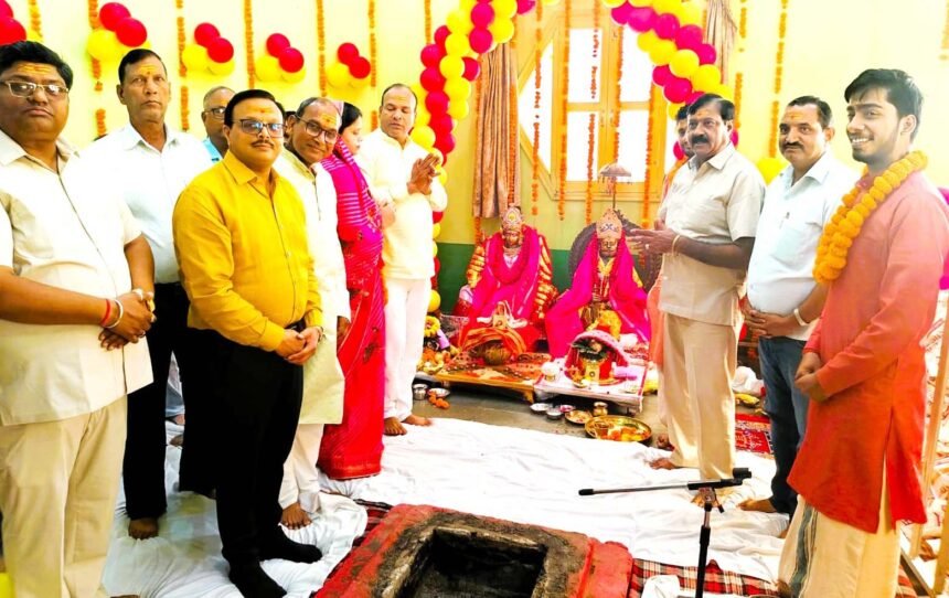 2,300 Lakshmi-Narayan Yantras Worshipped as per Rituals; Grand Procession of Maharaja Agrasen to Be Held Today — IMAGE CREDIT TO रिपोर्टर