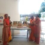 Jija Bai Rashtra Sevika Samiti Performs Shastra Pujan on Vijayadashami, Pays Tribute to Deceased Sevika Members — IMAGE CREDIT TO रिपोर्टर