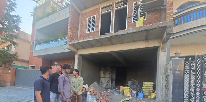 MDDA Takes Major Action, Seals Five Locations; Crackdown on Illegal Businesses Operating in Residential Colonies — IMAGE CREDIT TO प्राधिकरण