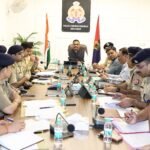Ghaziabad Crime Review Meeting: Police Commissioner Reviews Preparations for Law and Order and Festival Security IMAGE CREDIT TO: पुलिस