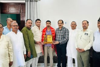 Sarang Prajapati Secures First Rank in the State in the Recruitment Exam with 276 Marks, Felicitated in Shamli. IMAGE CREDIT TO रिपोर्टर
