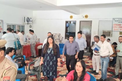 Administration Reviews Preparations for Legislative Council Elections; 42 Polling Stations Ready at 13 Centers IMAGE CREDIT TO: सूचना विभाग