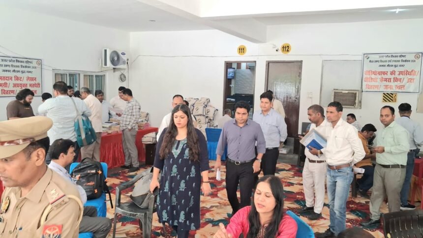 Administration Reviews Preparations for Legislative Council Elections; 42 Polling Stations Ready at 13 Centers IMAGE CREDIT TO: सूचना विभाग