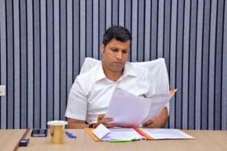 Action to be taken against Booth Level Officers (BLOs) absent from their polling booths; instructions issued to withhold salaries and file FIRs. IMAGE CREDIT TO सूचना विभाग