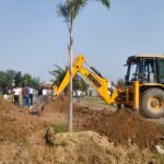 Hapur-Pilakhuwa Development Authority’s Bulldozer Action: Illegal Plotting Demolished on Aligarh and Bulandshahr Roads. IMAGE CREDIT TO प्राधिकरण