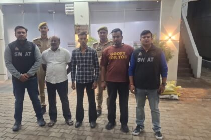 Major Illegal Firecracker Stockpile Unearthed in Ghaziabad; Over 18 Quintals of Explosive Material Seized. IMAGE CREDIT TO: पुलिस